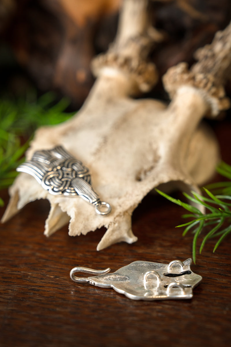 Chiusura per mantello Rusvik, bronzo argentato