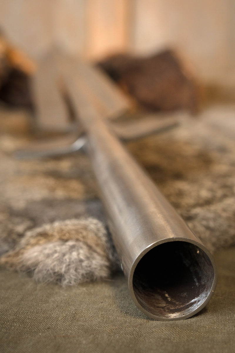 Lanza vikinga alada, semi-afilada