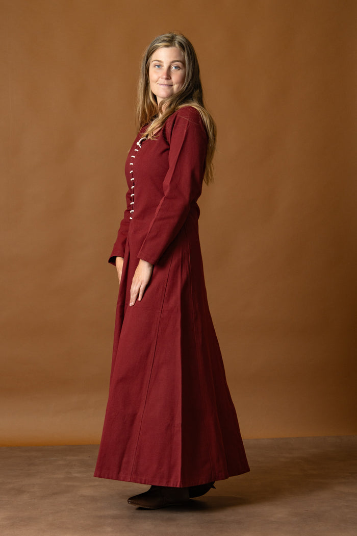Cotehardie Christina, burgundy red