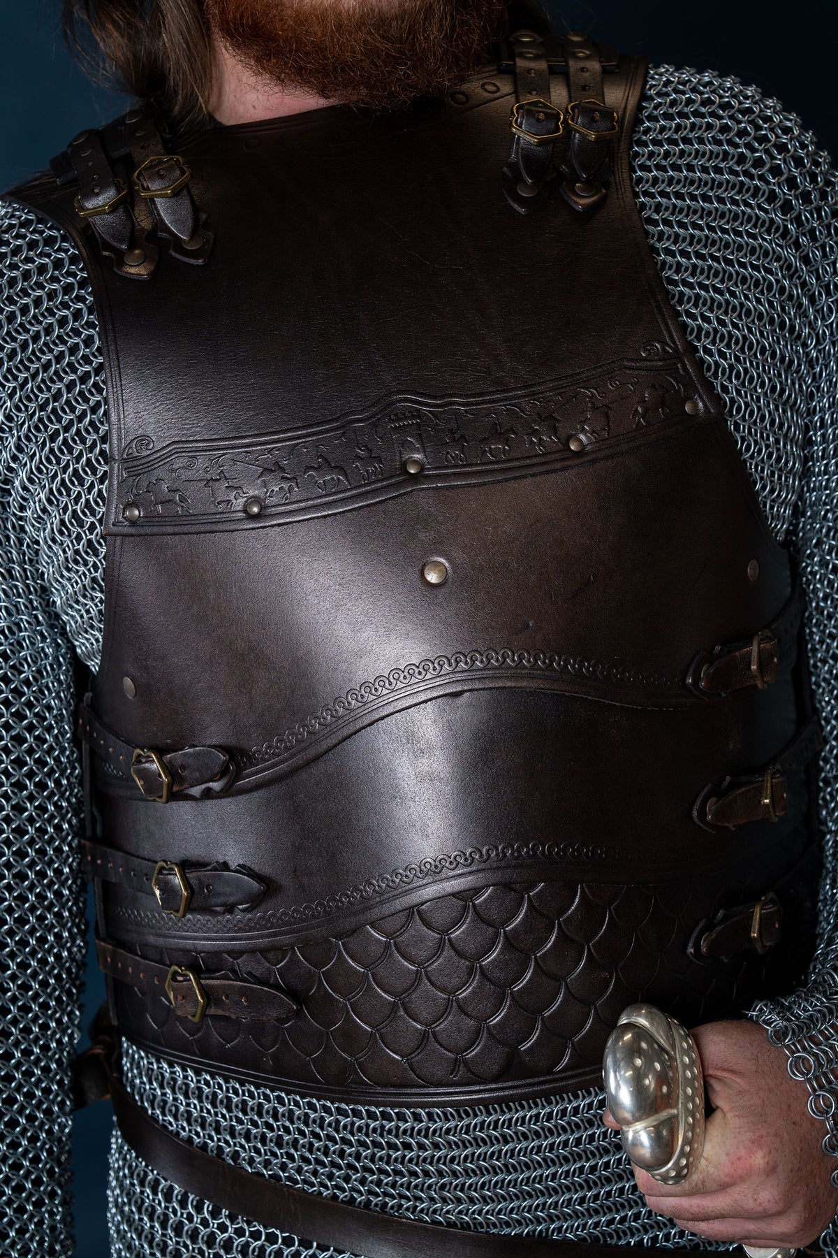 Leather cuirass Gawain, black
