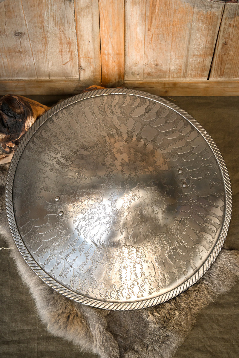 Hiszpańska tarcza puklerz, patynowana, typ IB