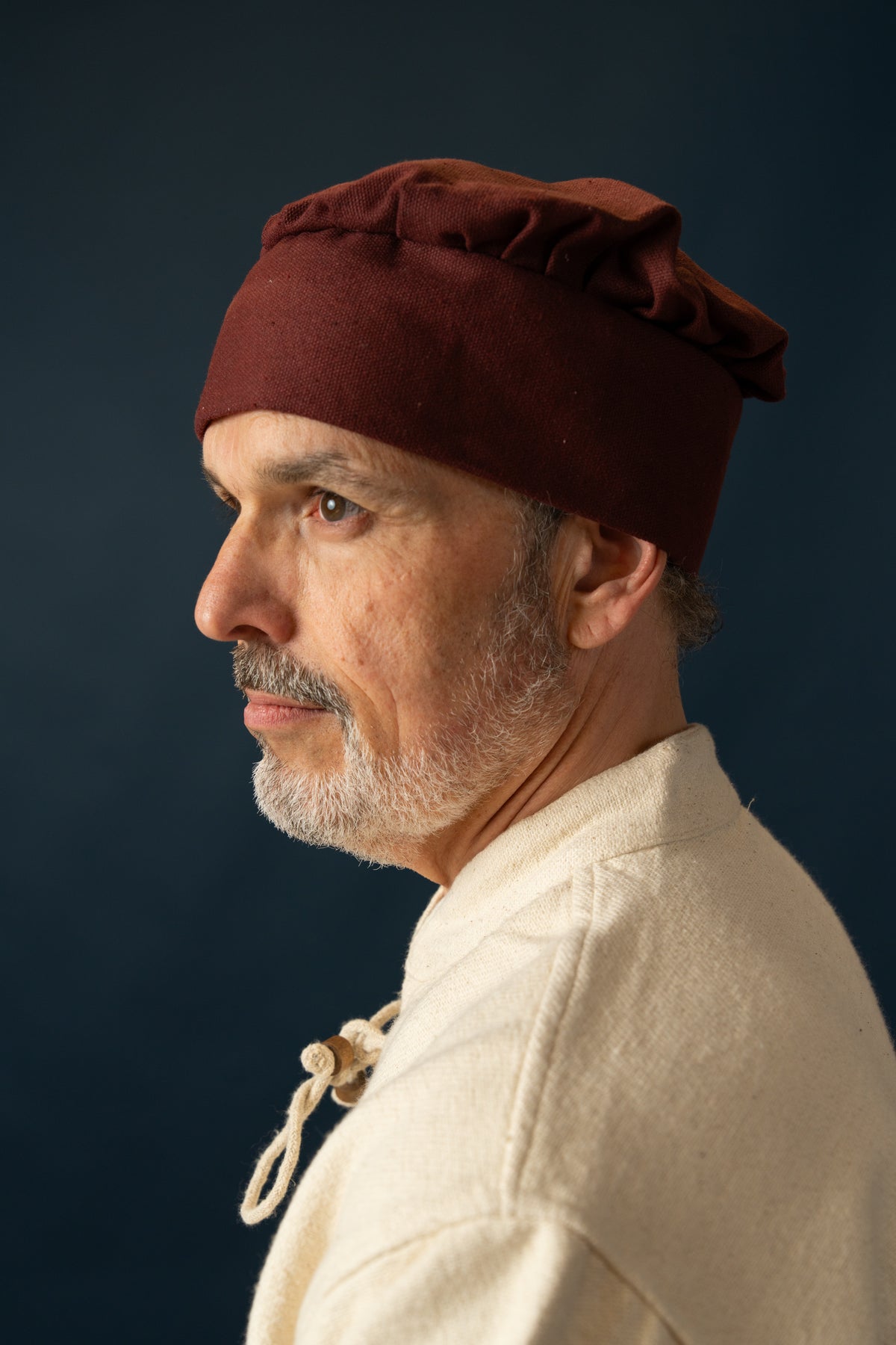 Medieval hat Armin, burgundy red