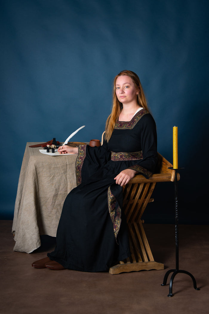 Bliaut Eleonora, black