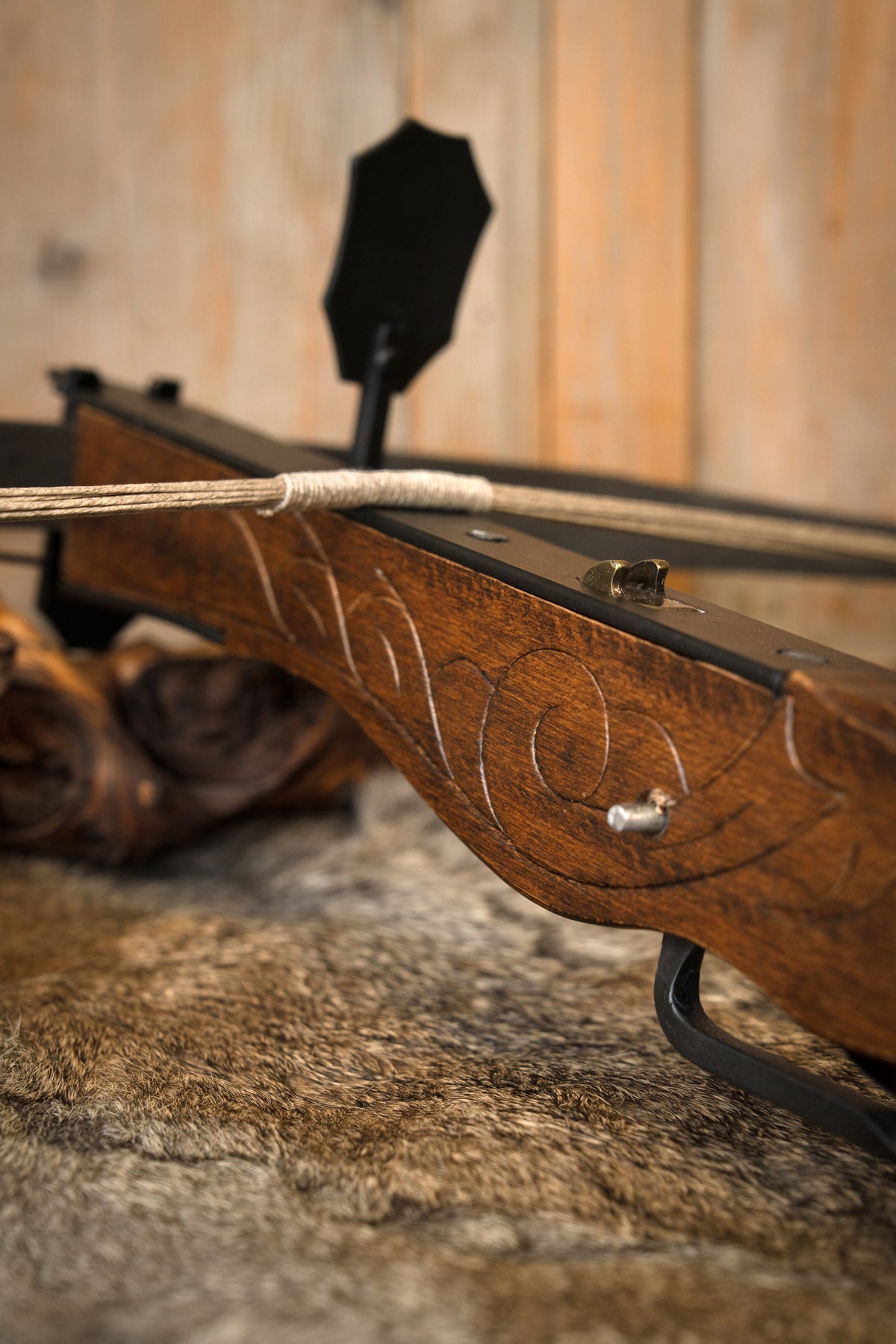 Crossbow, 88 cm