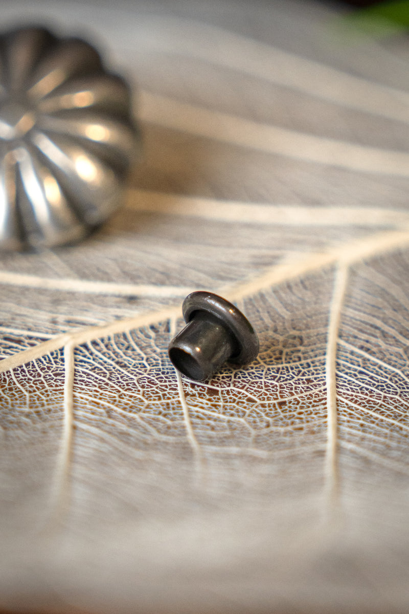 Średniowieczne okucia pasa z rozetą (zestaw 5 szt.), posrebrzany mosiądz