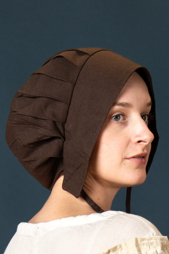Pleated Baroque Coif Amsterdam, brown