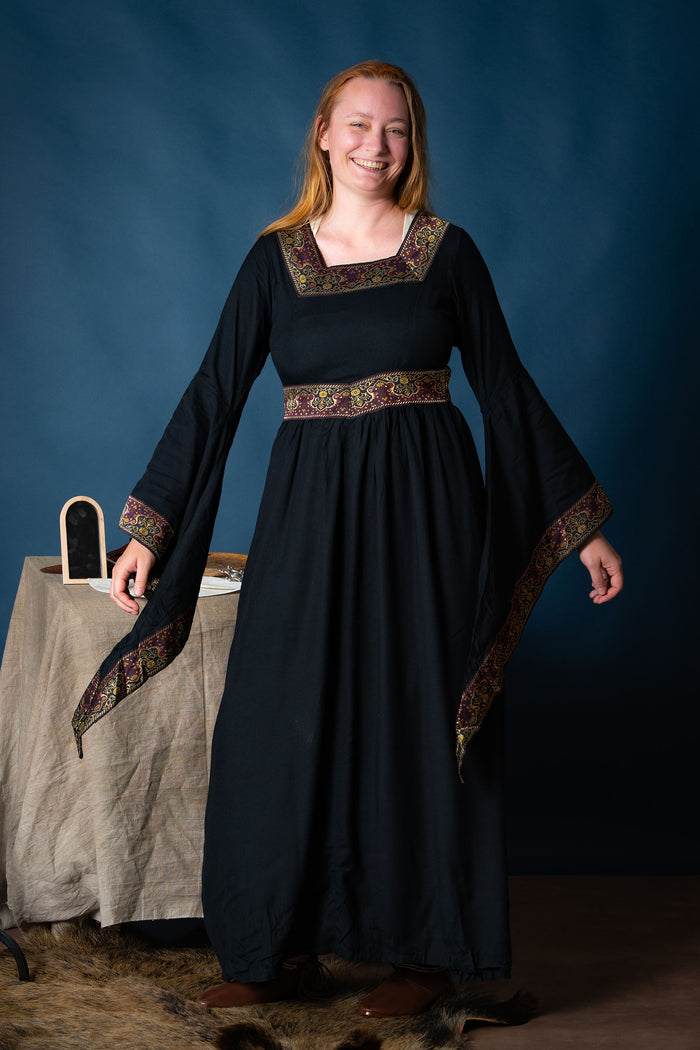 Bliaut Eleonora, black