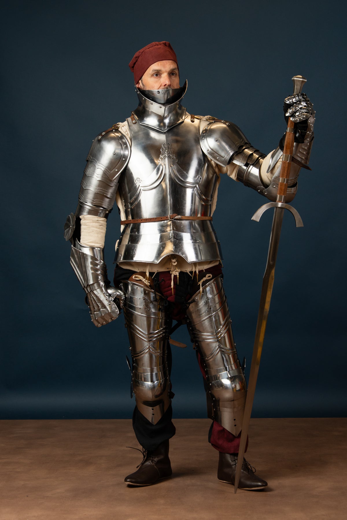 15th century Gothic bevor, 1.6 mm