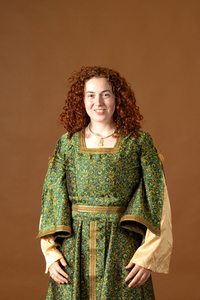Aquitania bliaut - Green