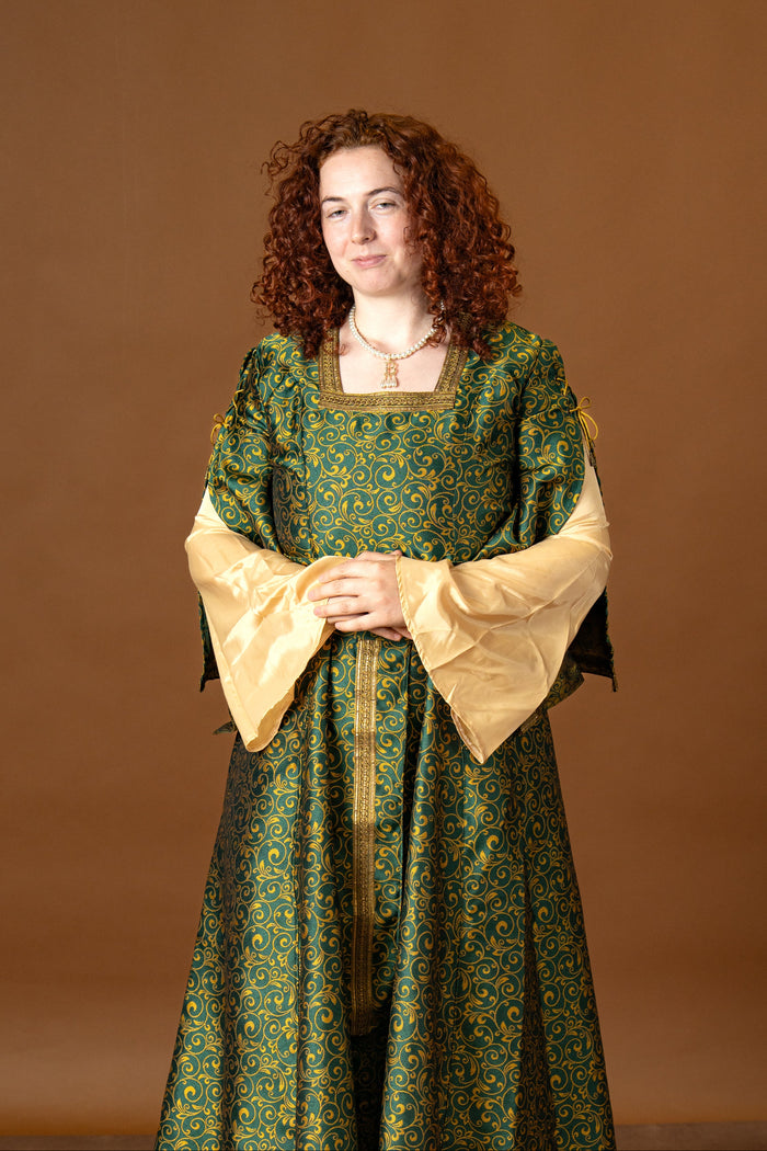 Aquitania bliaut - Green