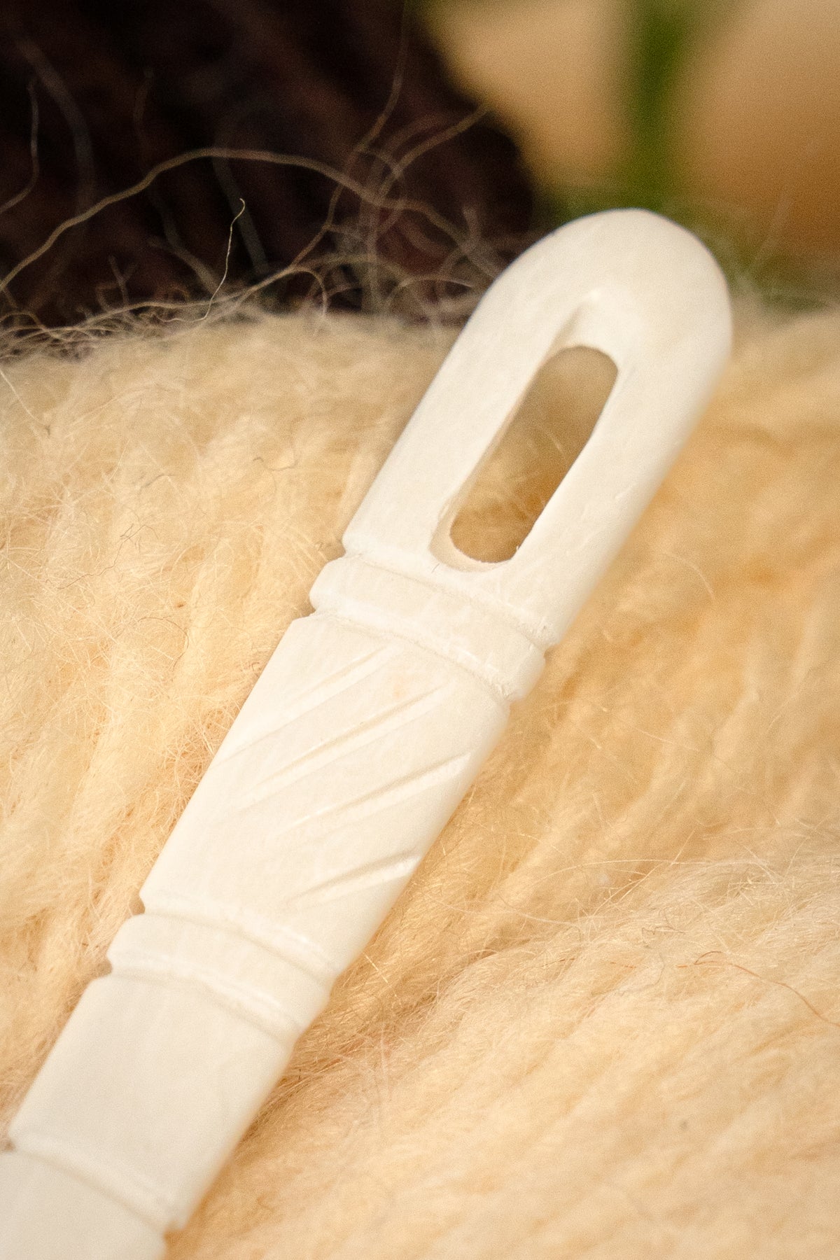 Decorated needle for needle binding