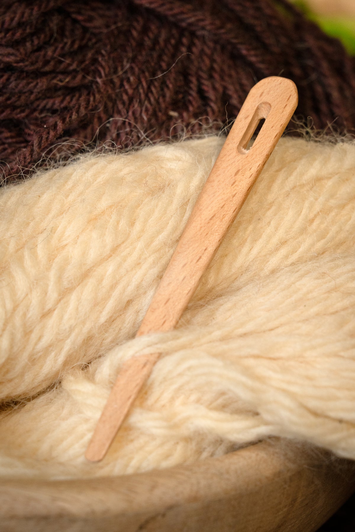 Wooden needle binding needle