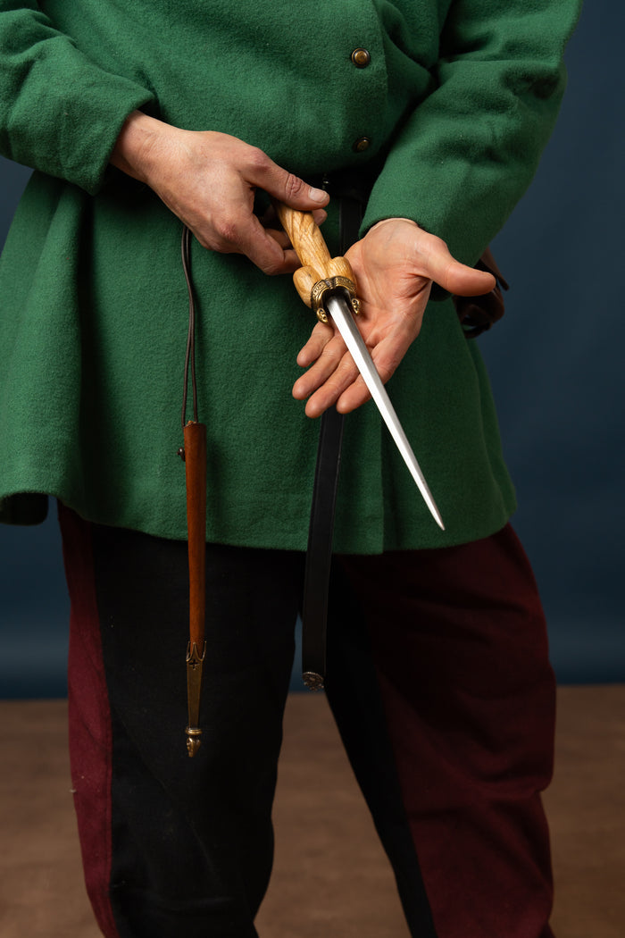 16th century bollock dagger, semi-sharp