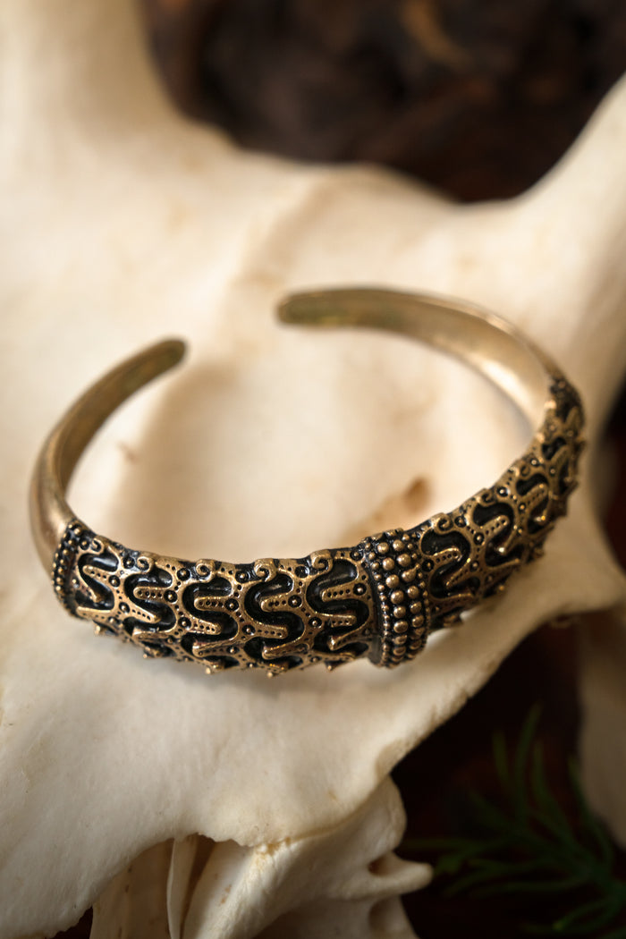 Viking bracelet Orupgård, bronze