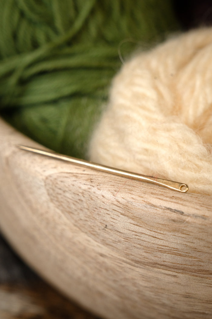 Brass needle 5 cm, price per piece