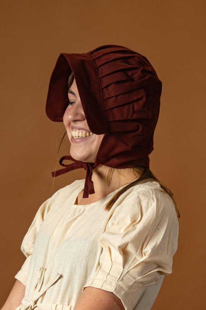 Baroque cap Emma, bordeaux red