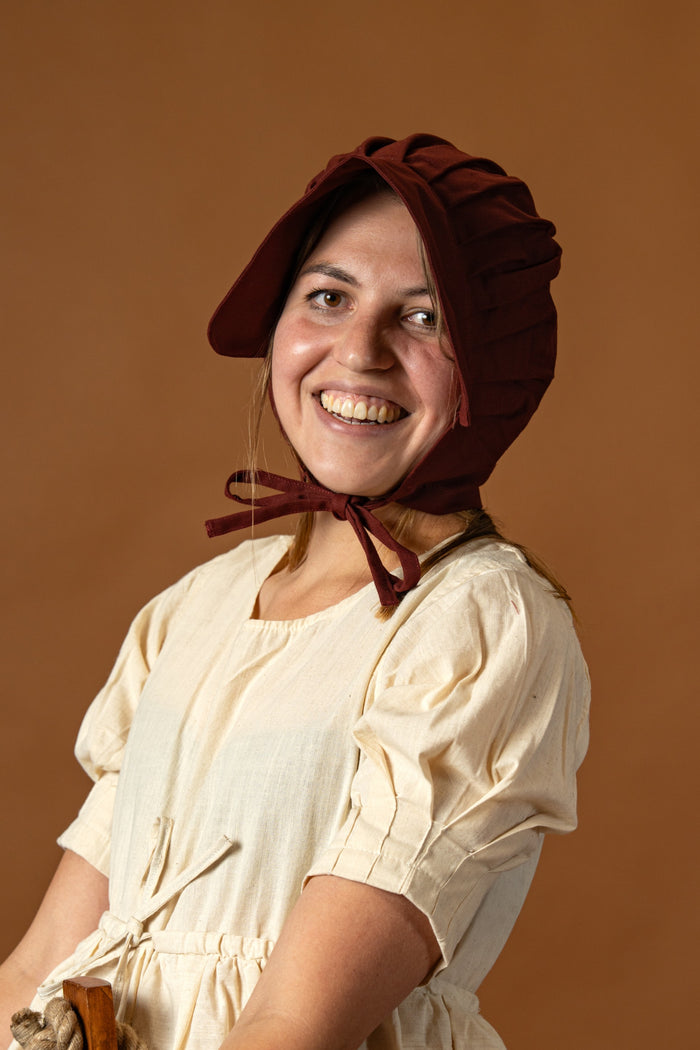Baroque cap Emma, bordeaux red