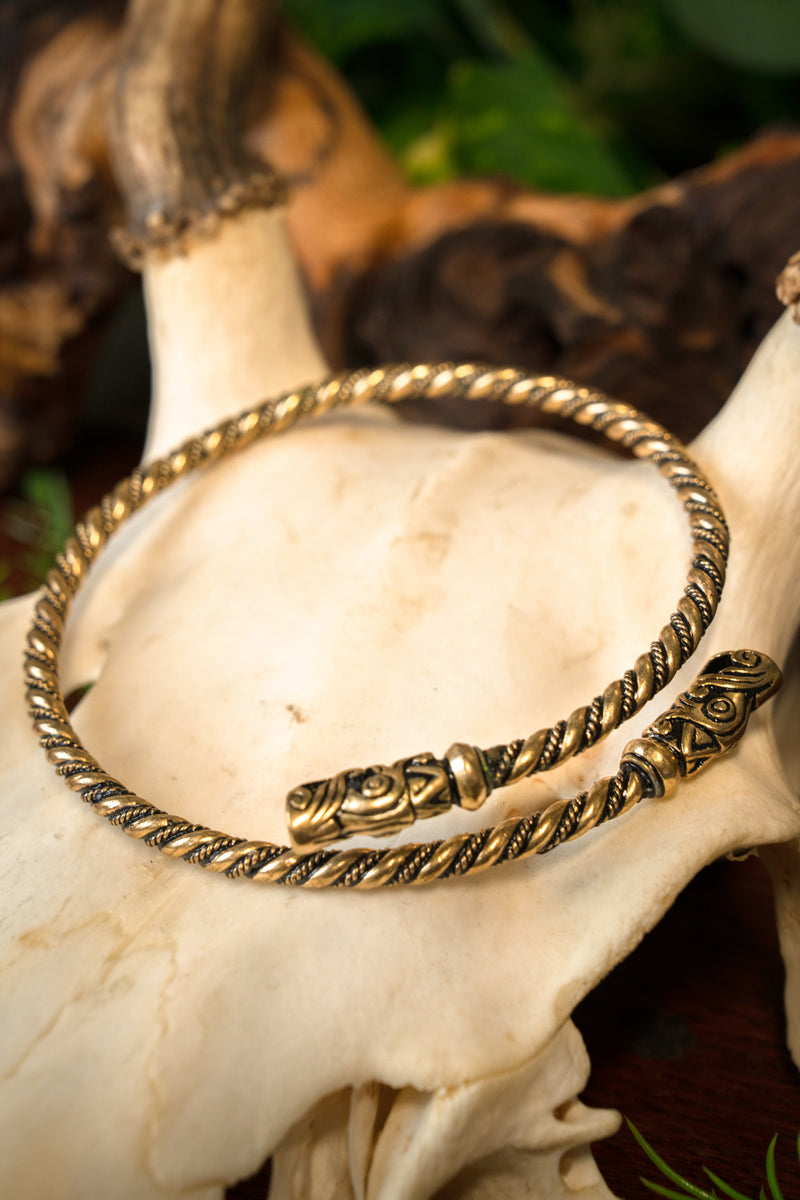 Brazalete vikingo para el brazo superior de Gotland, bronce