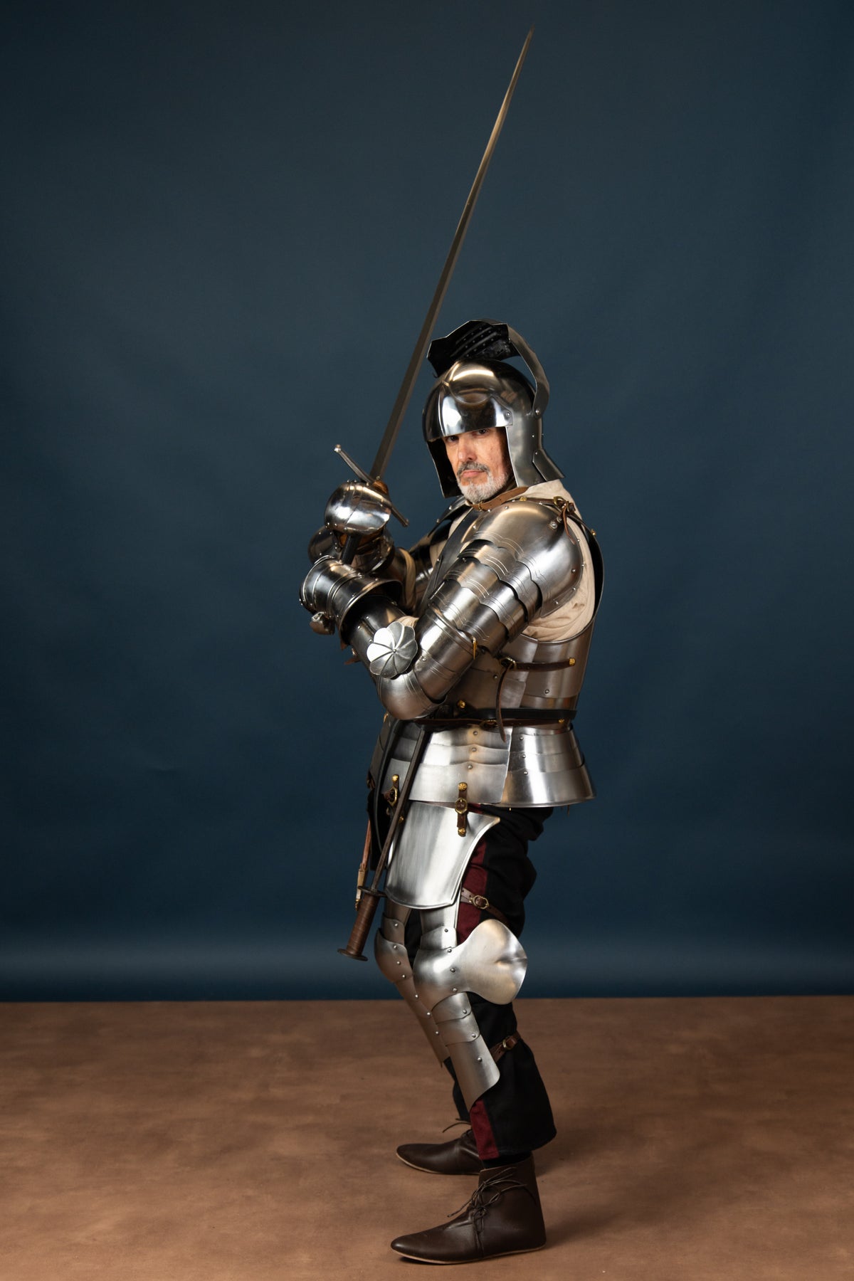 15th century two-handed sword, Royal Armouries, semi-sharp