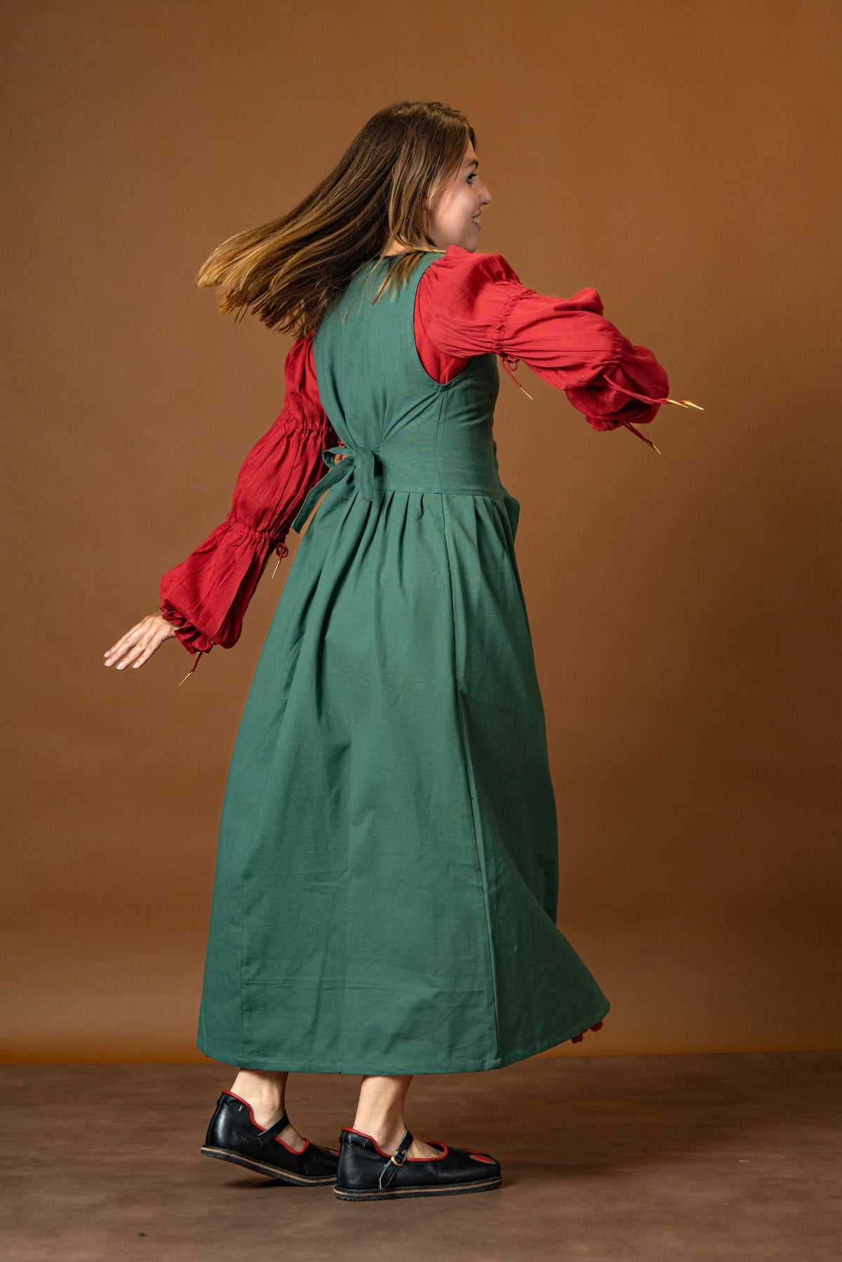 Kirtle Alice, green