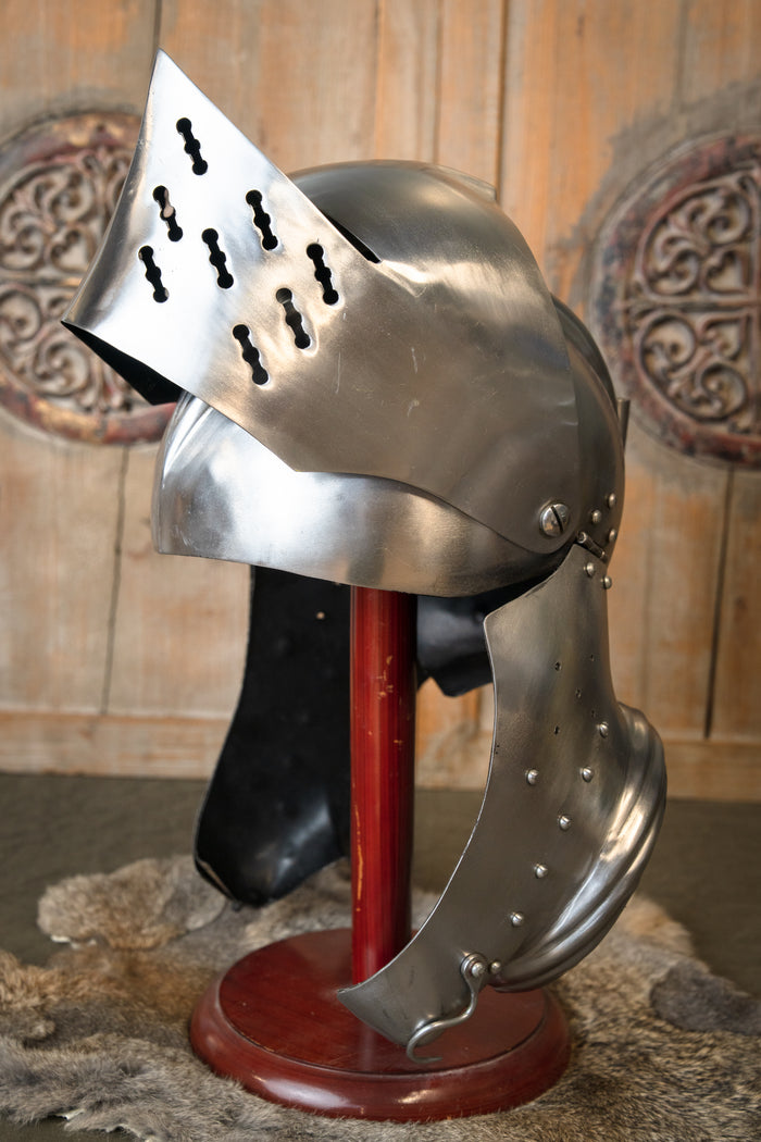 16th century German armet, 1–1.2 mm