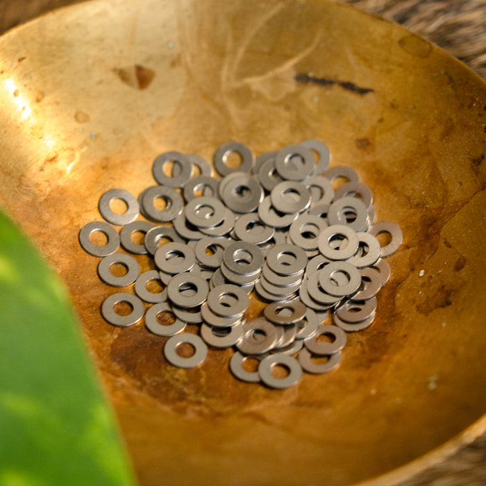 Washers, small, set of 100