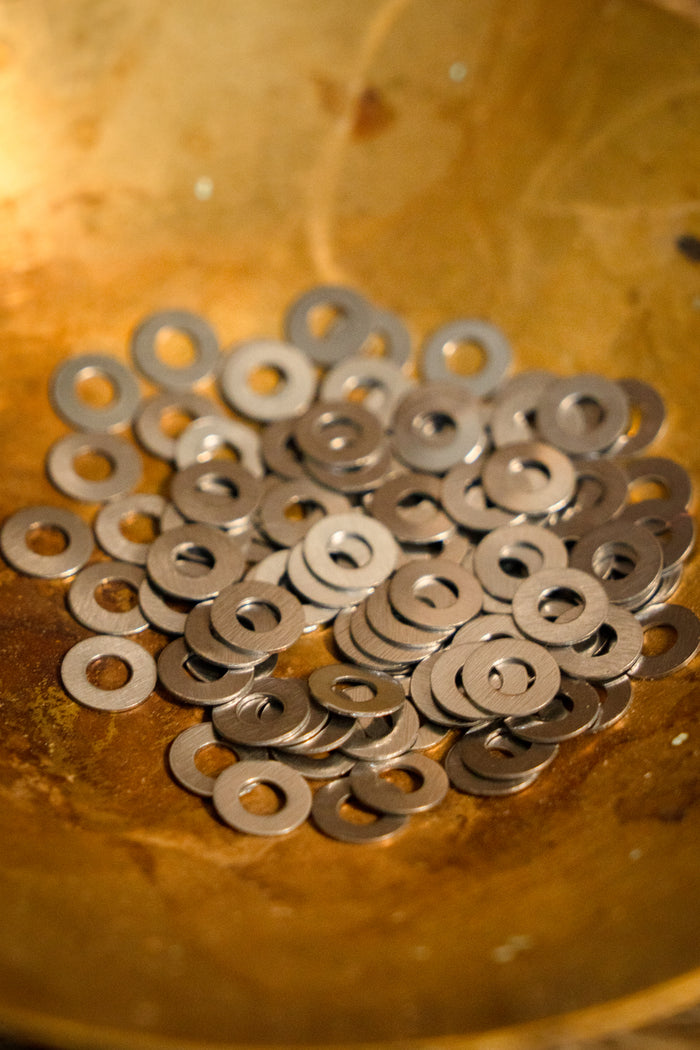 Washers, small, set of 100