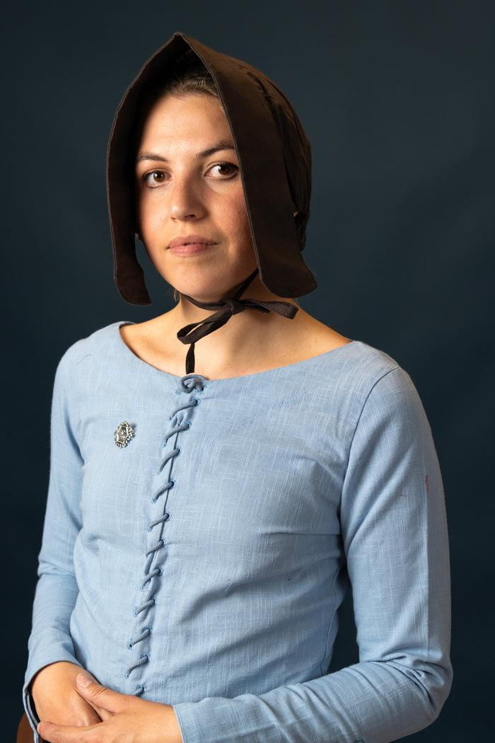 Renaissance women's cap Greta, brown