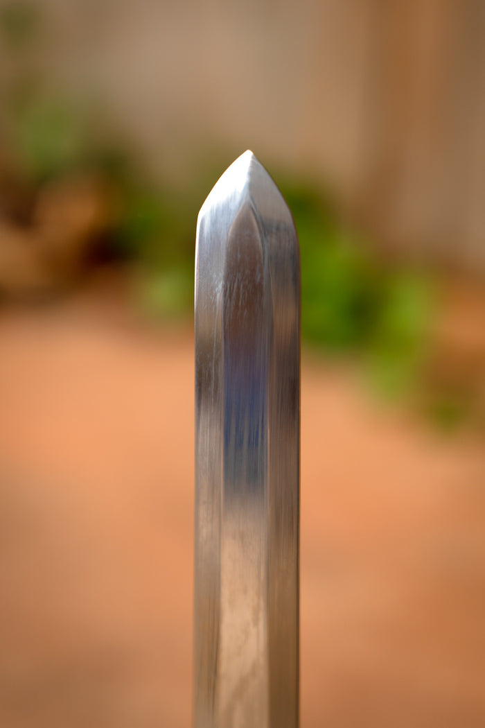 Dybek sword, semi-sharp