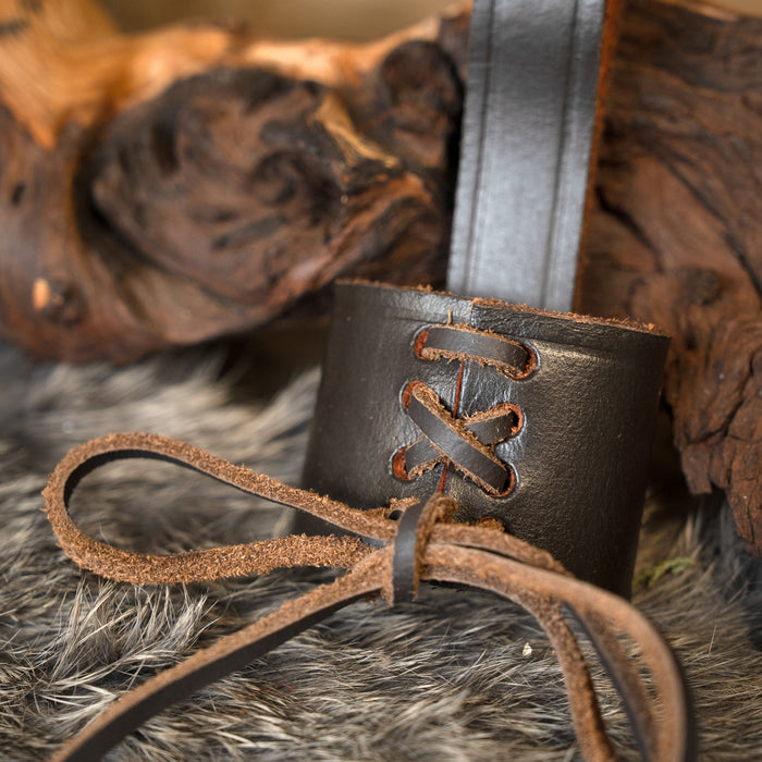 Belt holder for dagger, brown