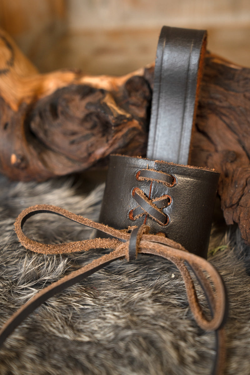 Belt holder for dagger, brown