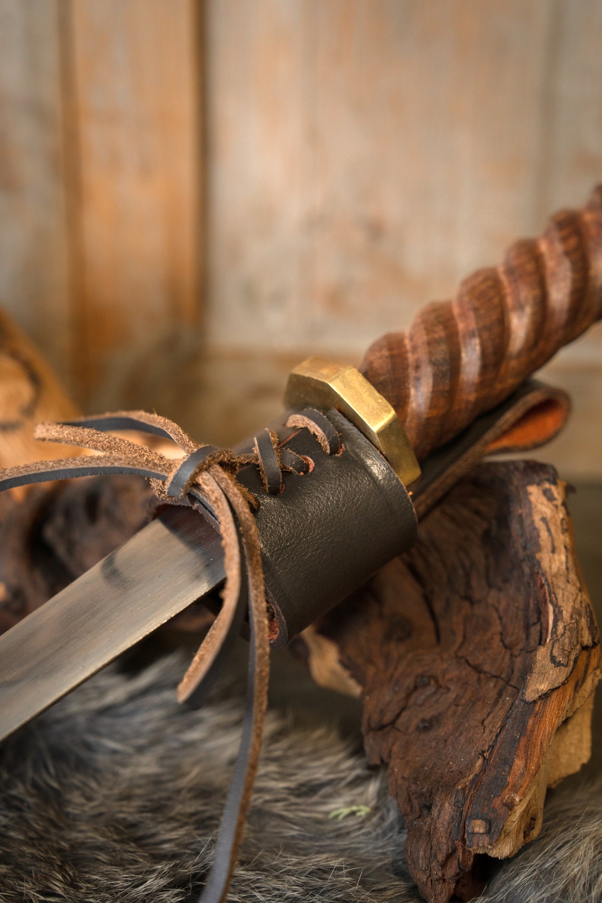 Belt holder for dagger, brown