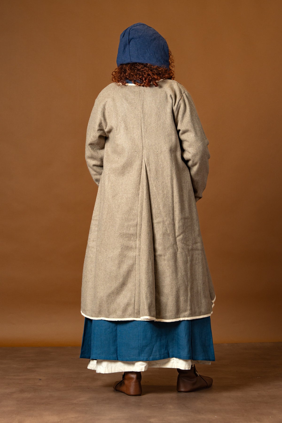 Viking kaftan Skadi, sand, wool blend