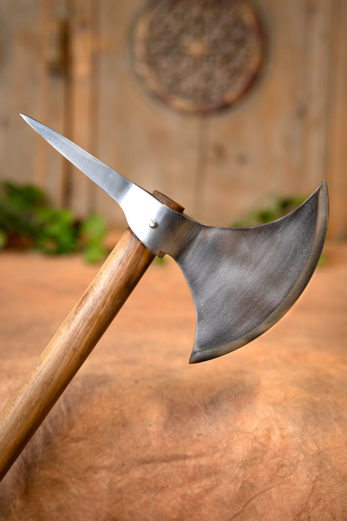 Battle axe Konrad, 16th century, semi-sharp