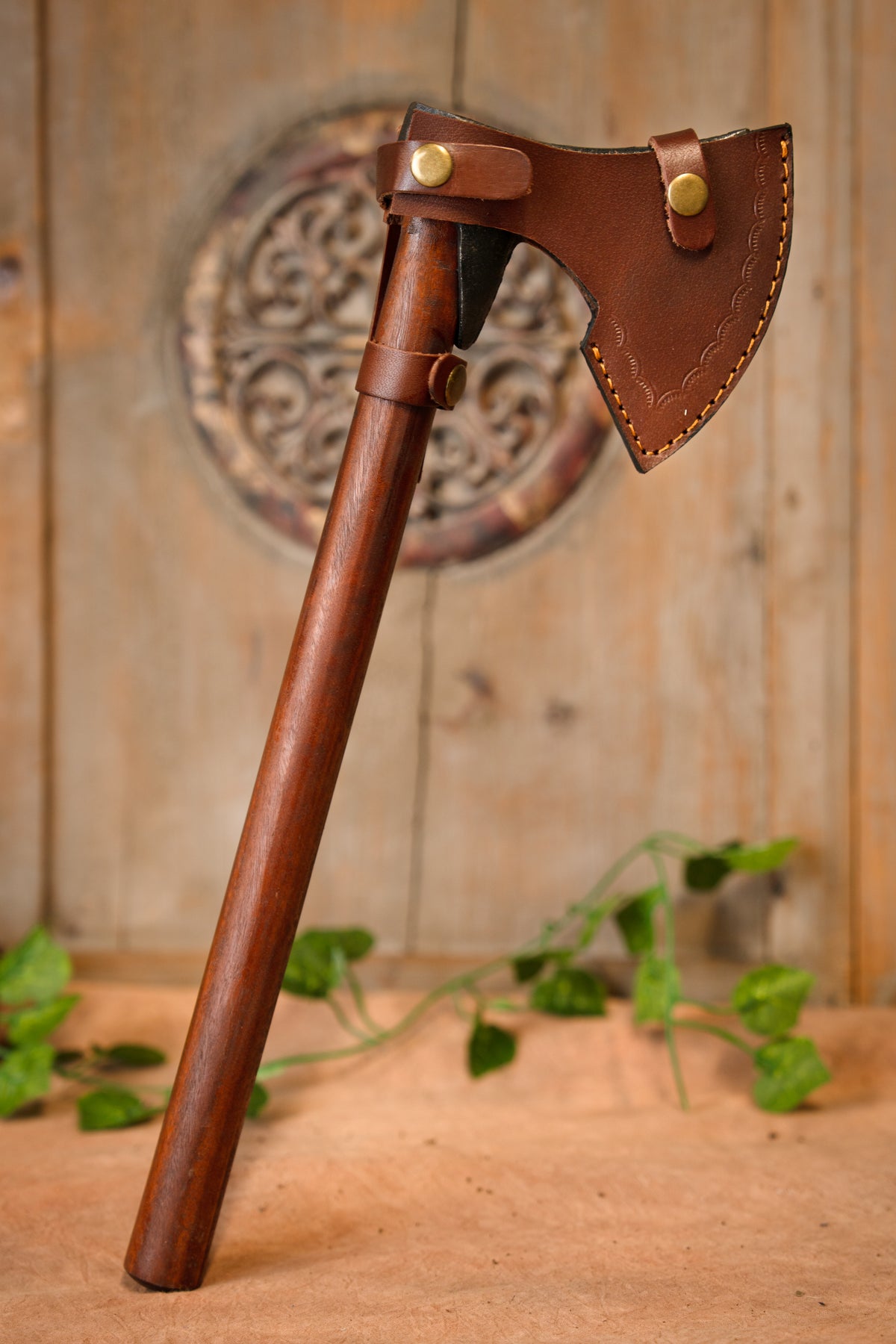 Scandinavian woodworkers axe, semi-sharp