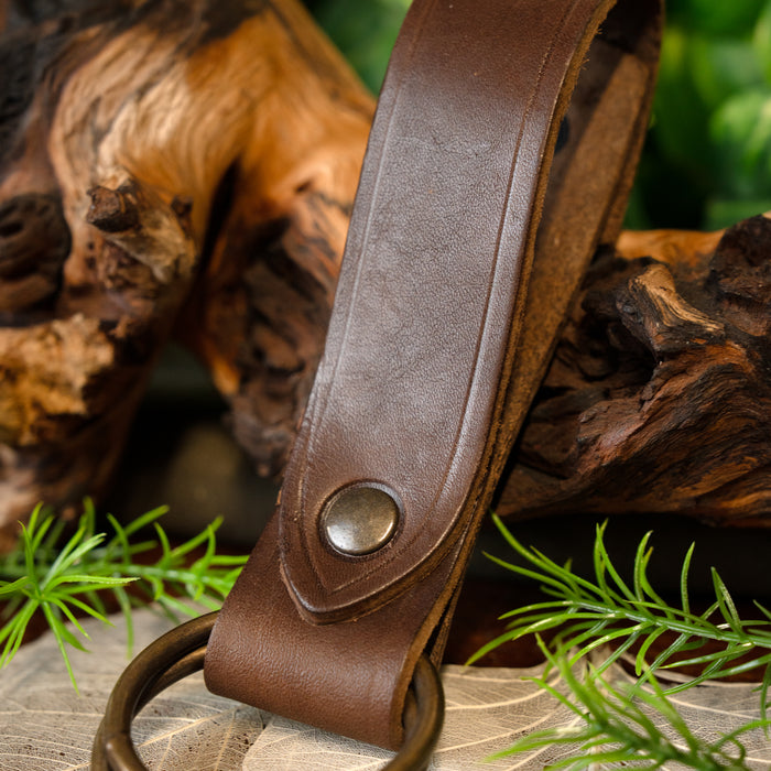 Skirt holder, brown