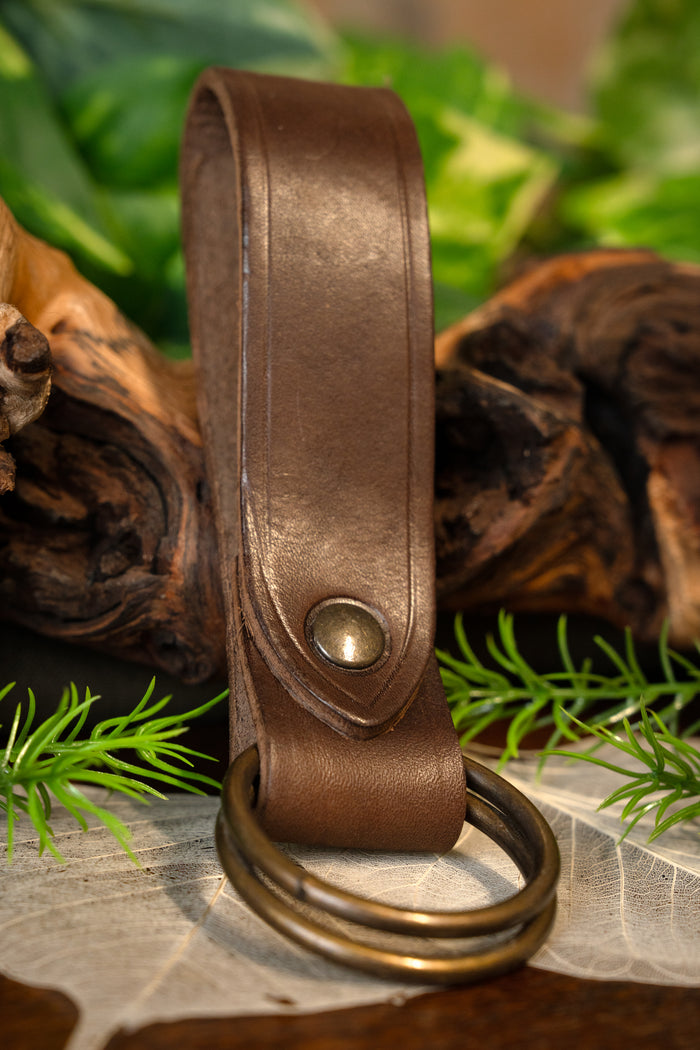 Skirt holder, brown