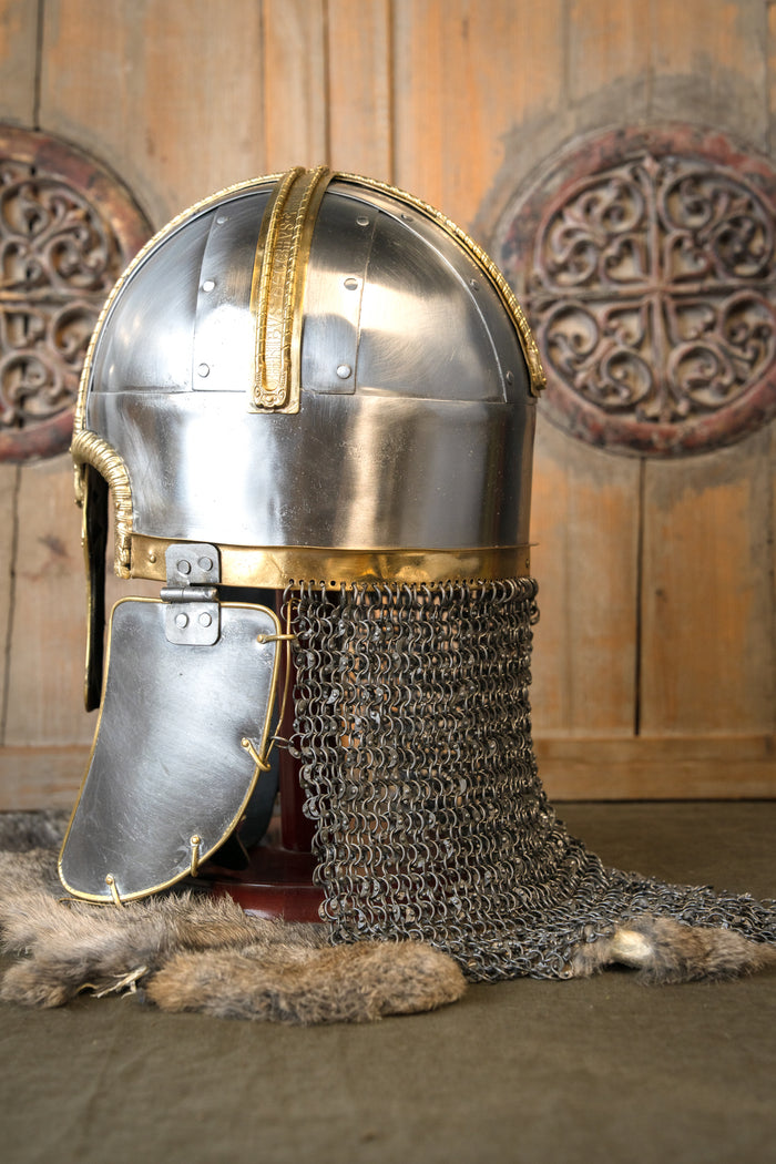 Coppergate helmet, 1.6 mm, riveted aventail