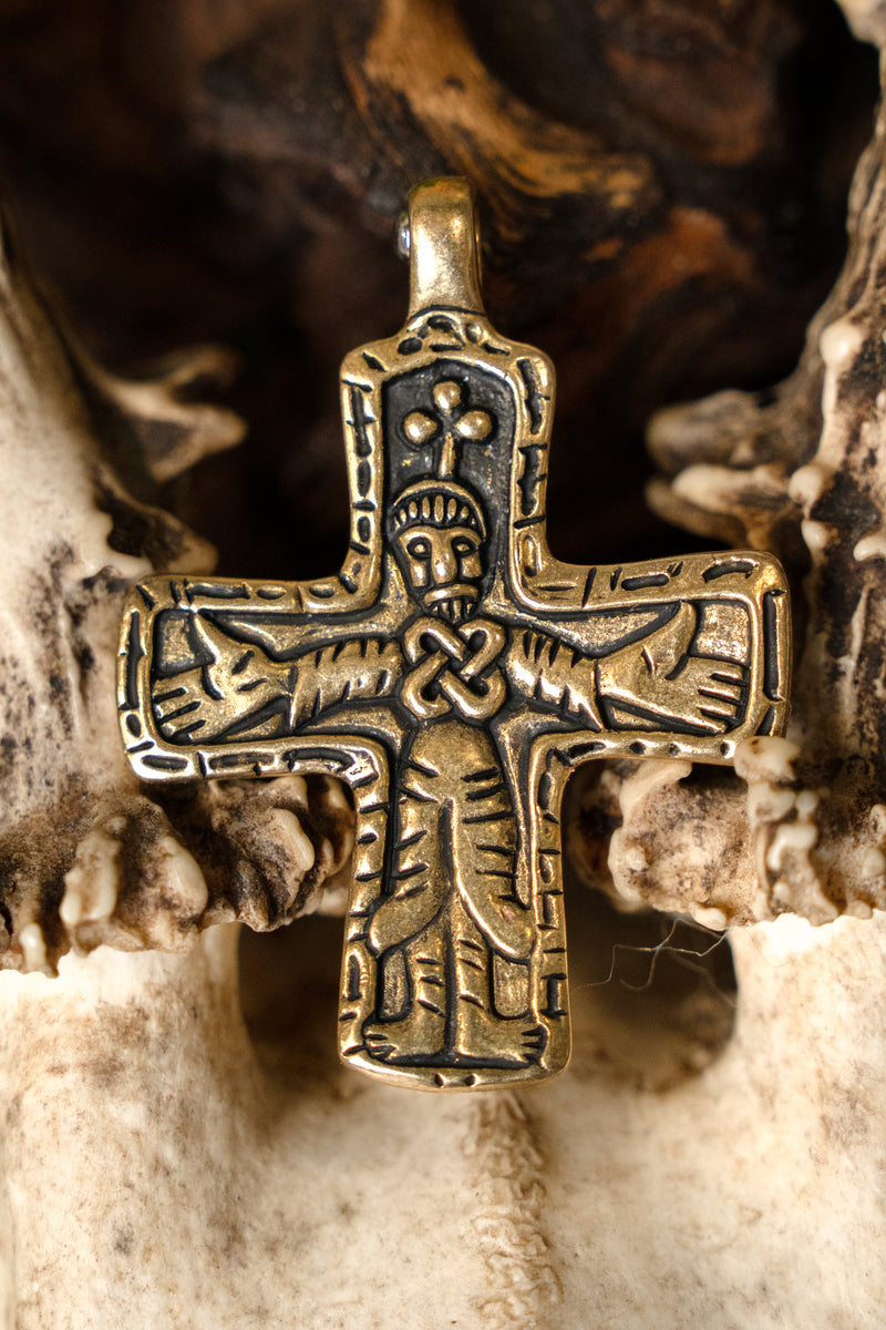 Gioiello a croce vichingo di Gotland, bronzo