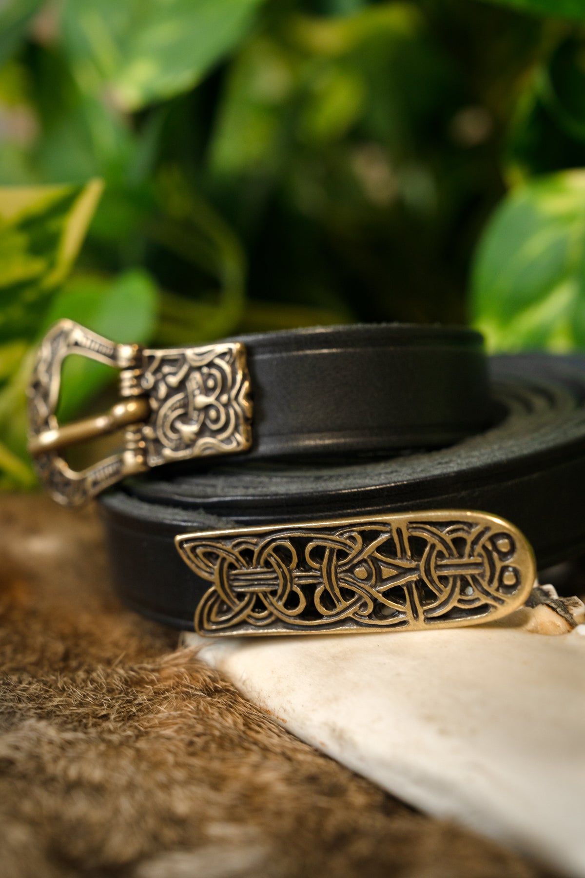 Birka belt, black, brass, 165 cm