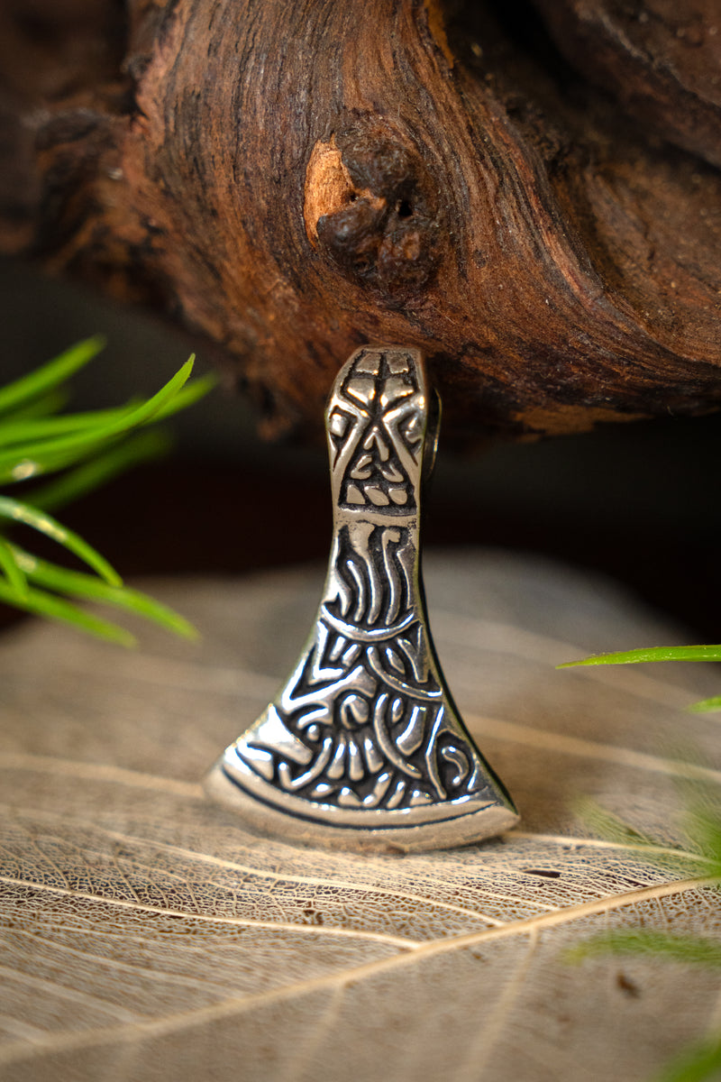 Germanskt yxhänge, sterlingsilver