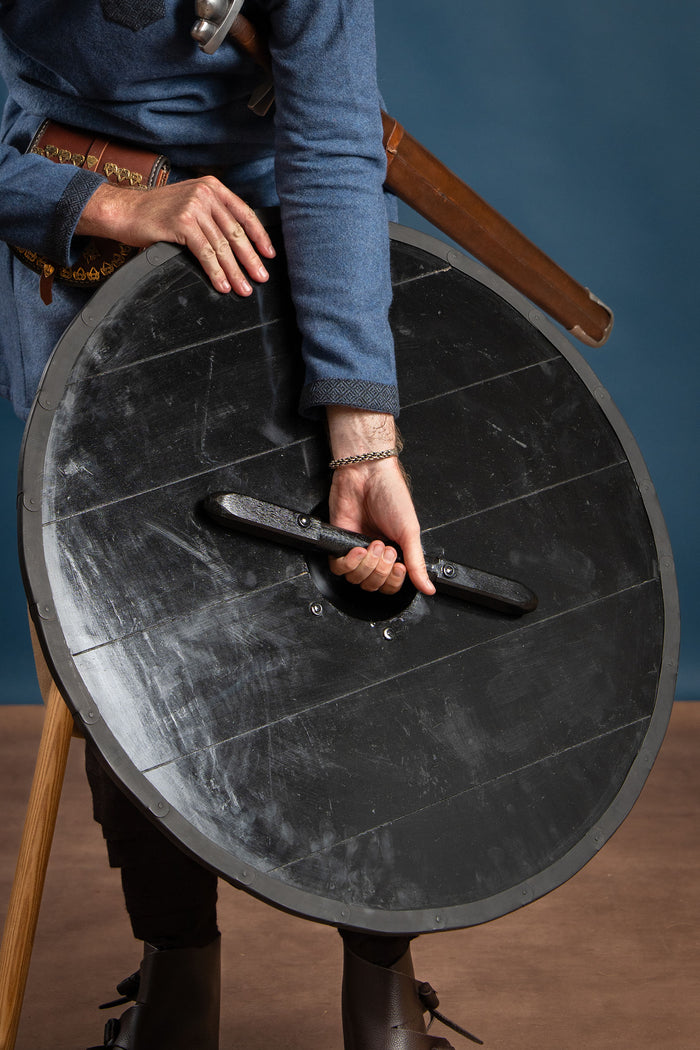 Viking shield Urnes dragon