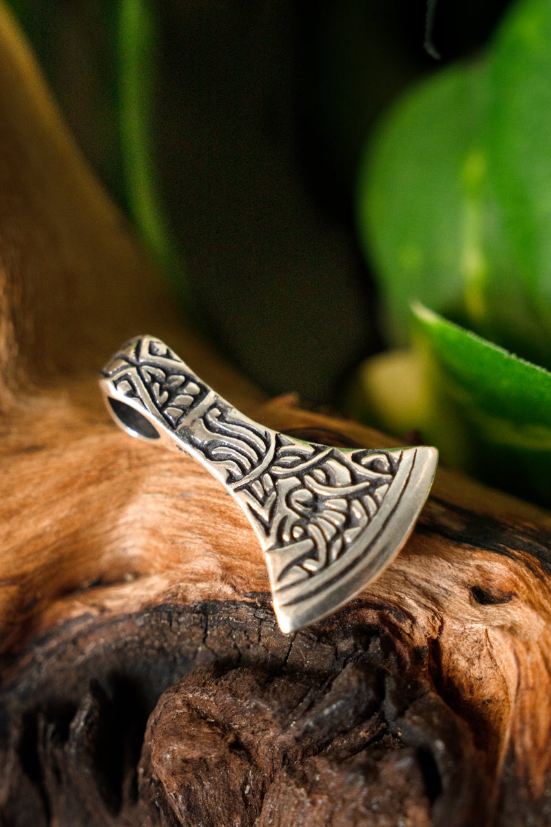 Germanskt yxhänge, sterlingsilver