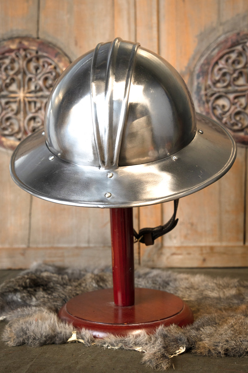 14. århundredes kedelhjelm, 1–1,2 mm