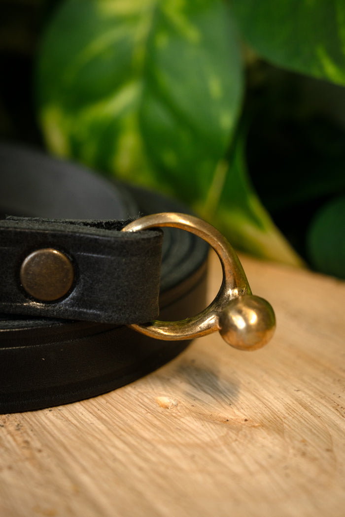 Celtic La Tene belt with belt hook, black