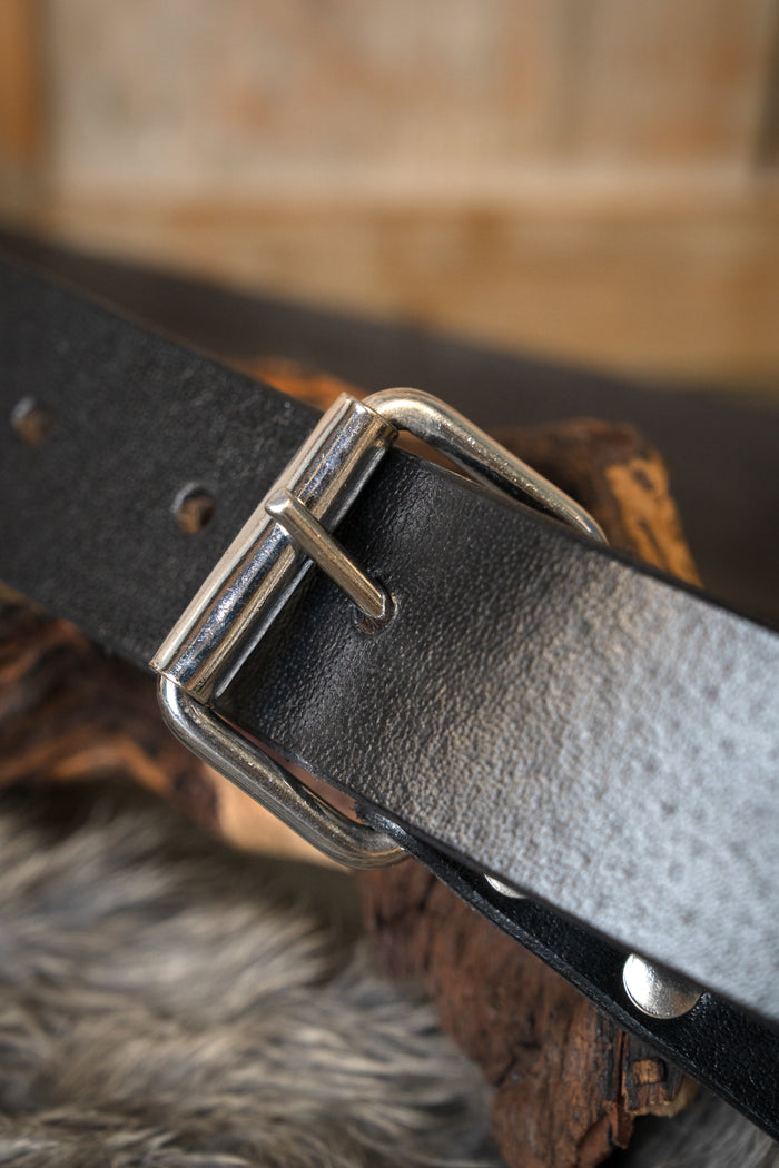 Traditional medieval swordbelt