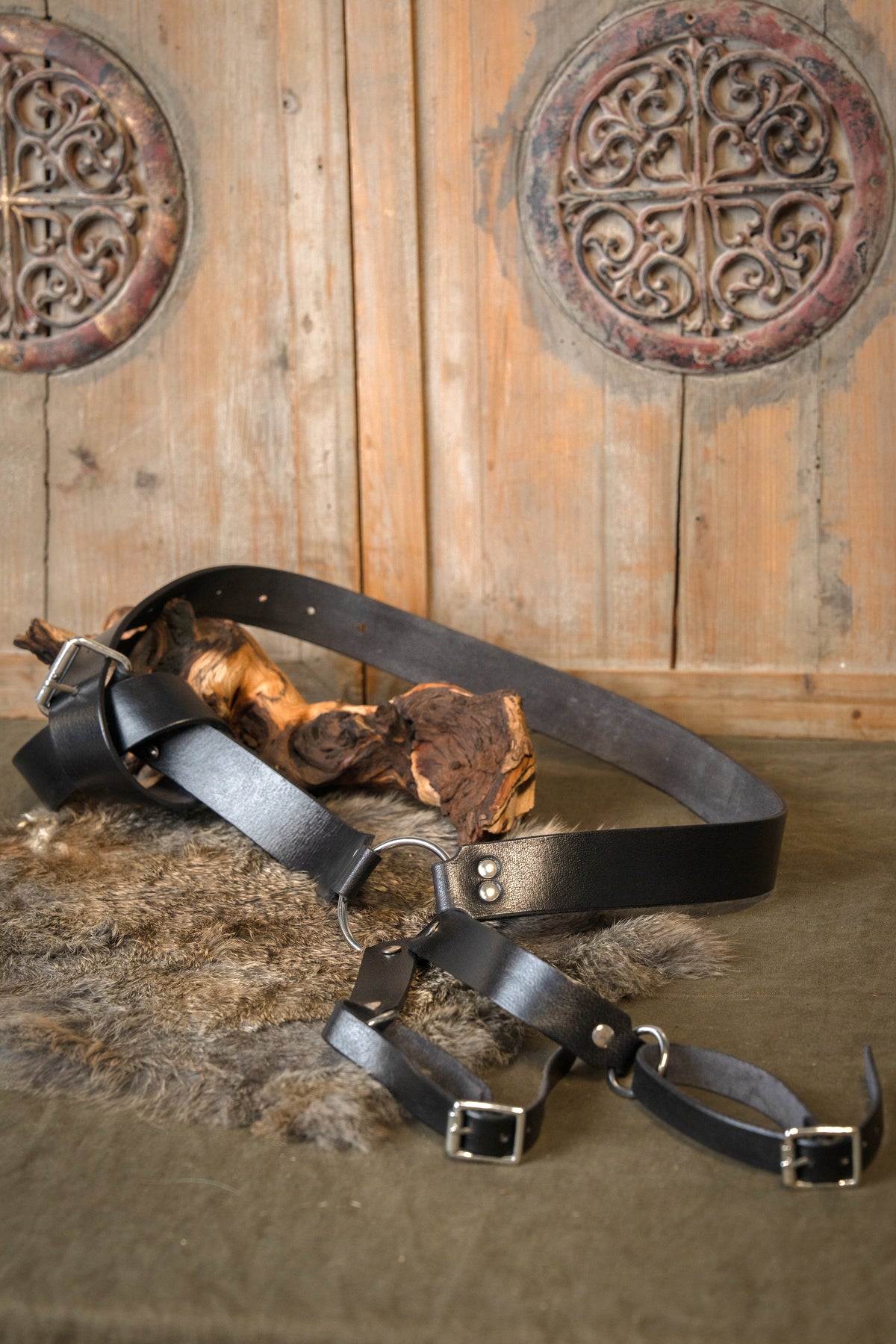 Traditional medieval swordbelt