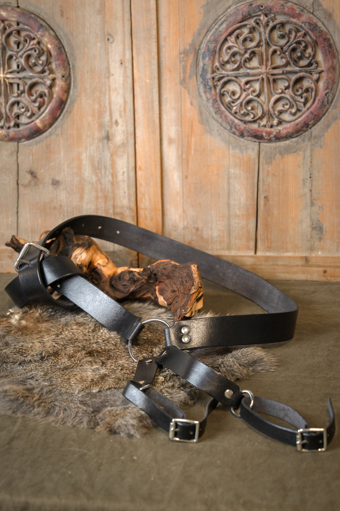 Traditional medieval swordbelt
