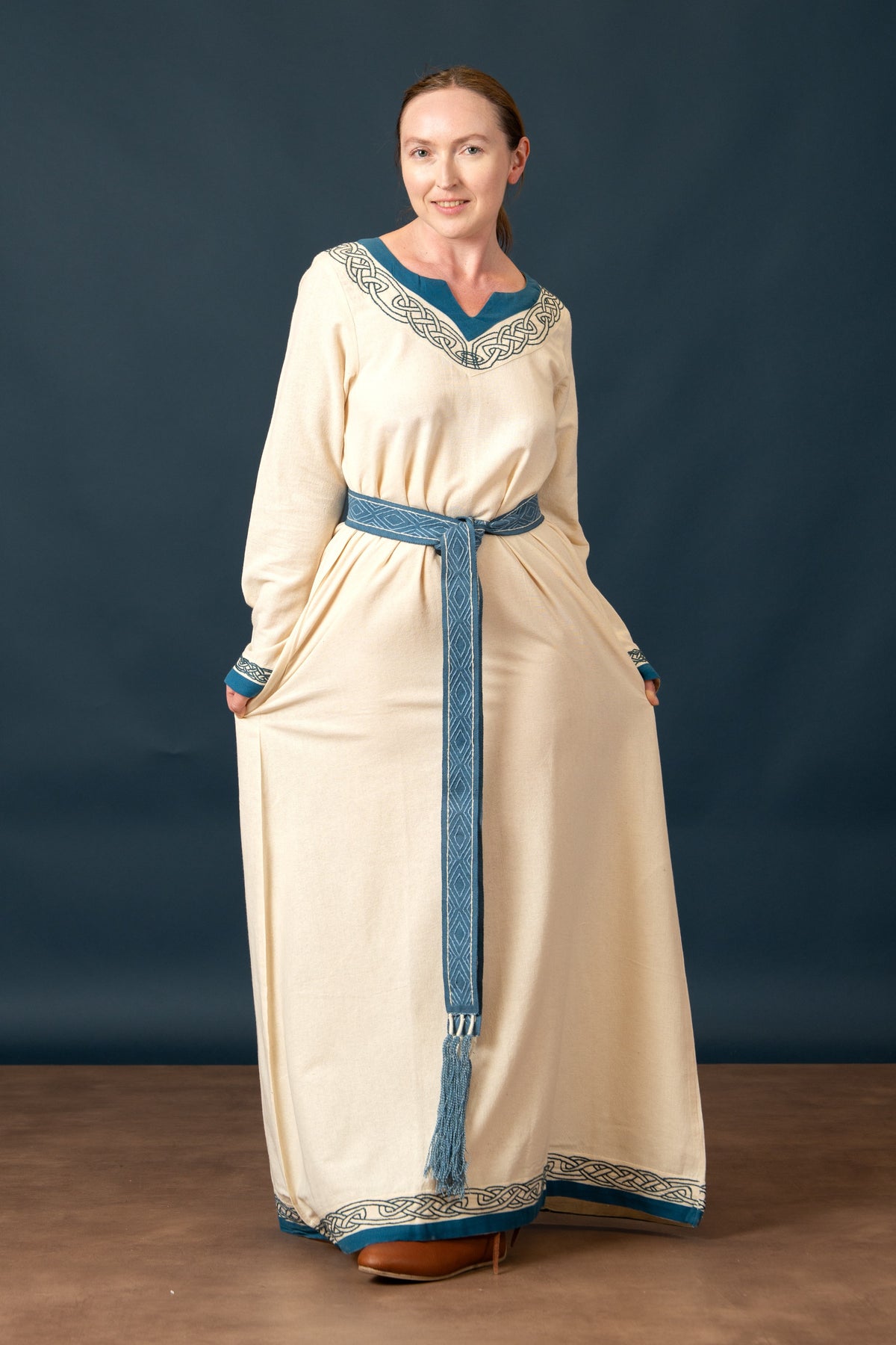 Viking dress Lagertha, natural-blue