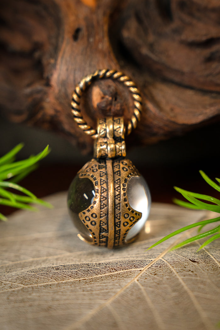 Viking völva Mountain crystal amulet Gotland, M, bronze